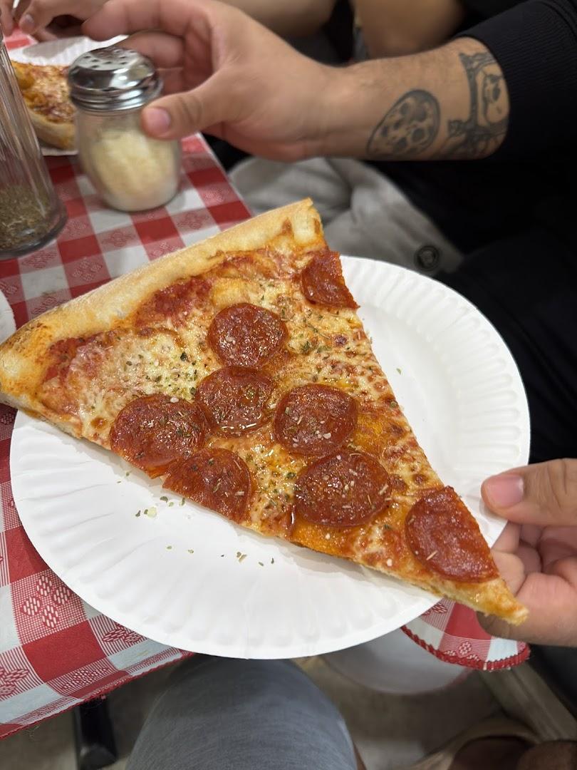 2 PaiZan's Pizzeria Cucina